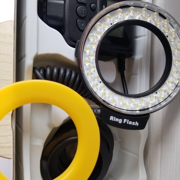 Brand New -DSLR CAMERA Ring Light with accessories - Picture 2 of 4